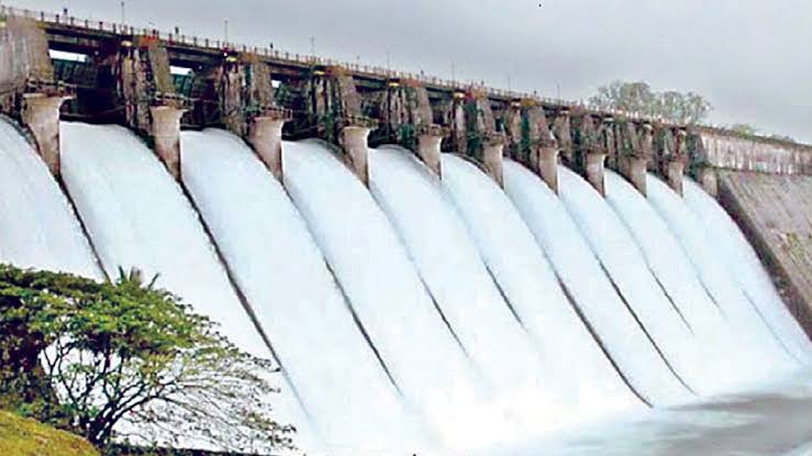 தமிழகத்திற்கு நிவாரணம்... 15 நாட்களுக்கு தினமும் 3,500 கனஅடி காவிரி நீர் திறக்க கர்நாடகாவுக்கு உத்தரவு!